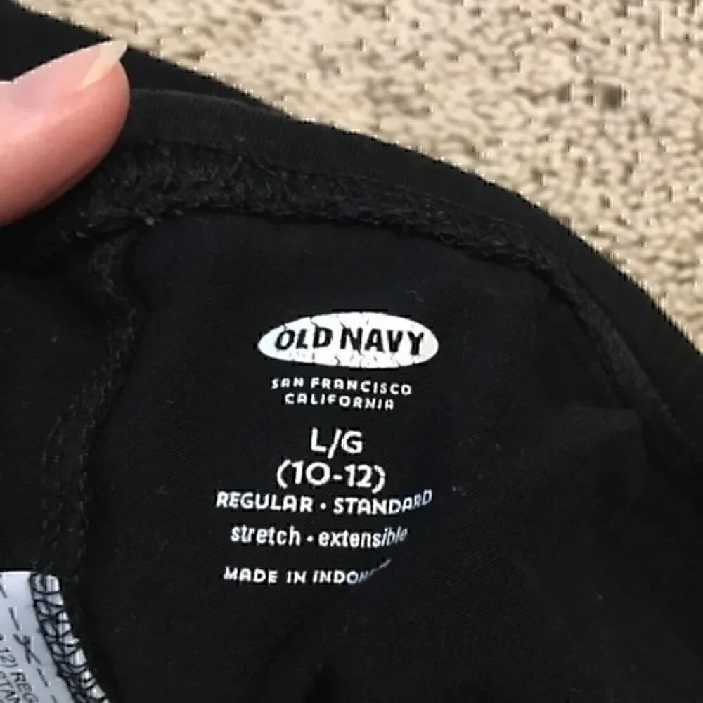 Old Navy Girls size large 10/12  black capris leggings